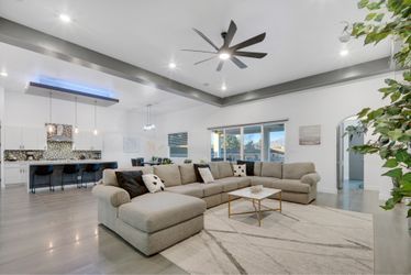Modern Modular Living Room Sectional – Washable Covers – Must Go ASAP!
