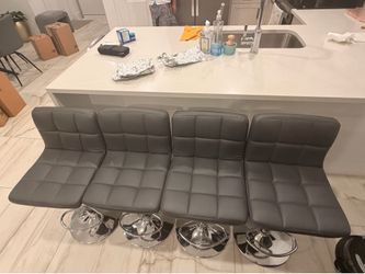 Set of 4 Adjustable Swivel Bar Stools