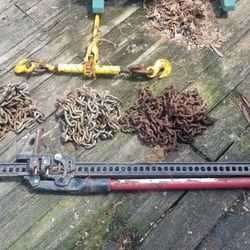 1/2" Chains and Binder and Farm Jack 