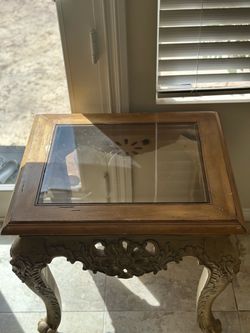 Very ornate carved traditional /European style