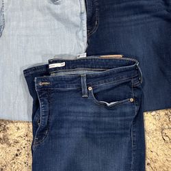 Levi’s Women’s Plus Size Boyfriend Fit 24W