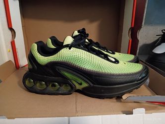 SZ 9 Nike Air Max DN 'Light Lemon Twist/Green Strike/Black'