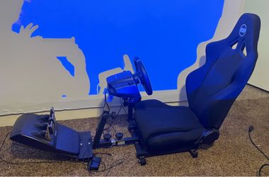 Open wheeler gaming racing seat with Logitech g920
