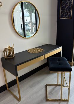 3 piece chair , mirror and table.
