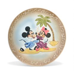 Disney "Mickey & Minnie at the Dance" collector plate. 7” This vintage item is part of a collection and was produced by The Bradford Exchange.   T-19