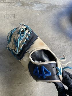 44 Pro gloves Lefty First Base Mitt