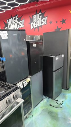 Midea Hisense & Insignia Compact Mini Fridge