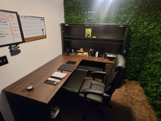 Office desk set