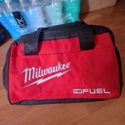Milwaukee M18 FUEL 13 Inch Bag