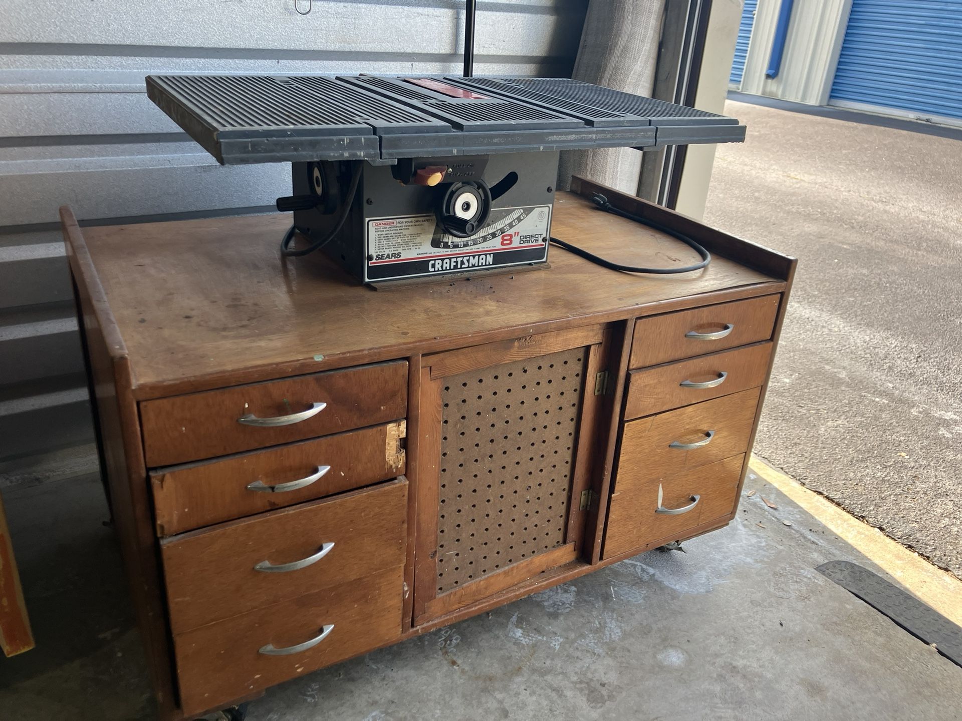 CRAFTSMAN TABLE SAW DESK (DELIVERY AVAILABLE)