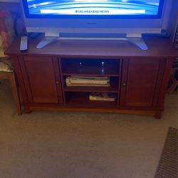 Real Cherry wood TV Stand, like NEW!