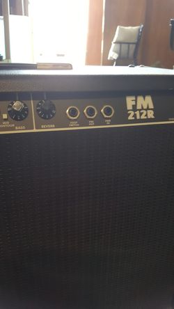 Fender model 212R