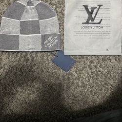 Lv Beanie