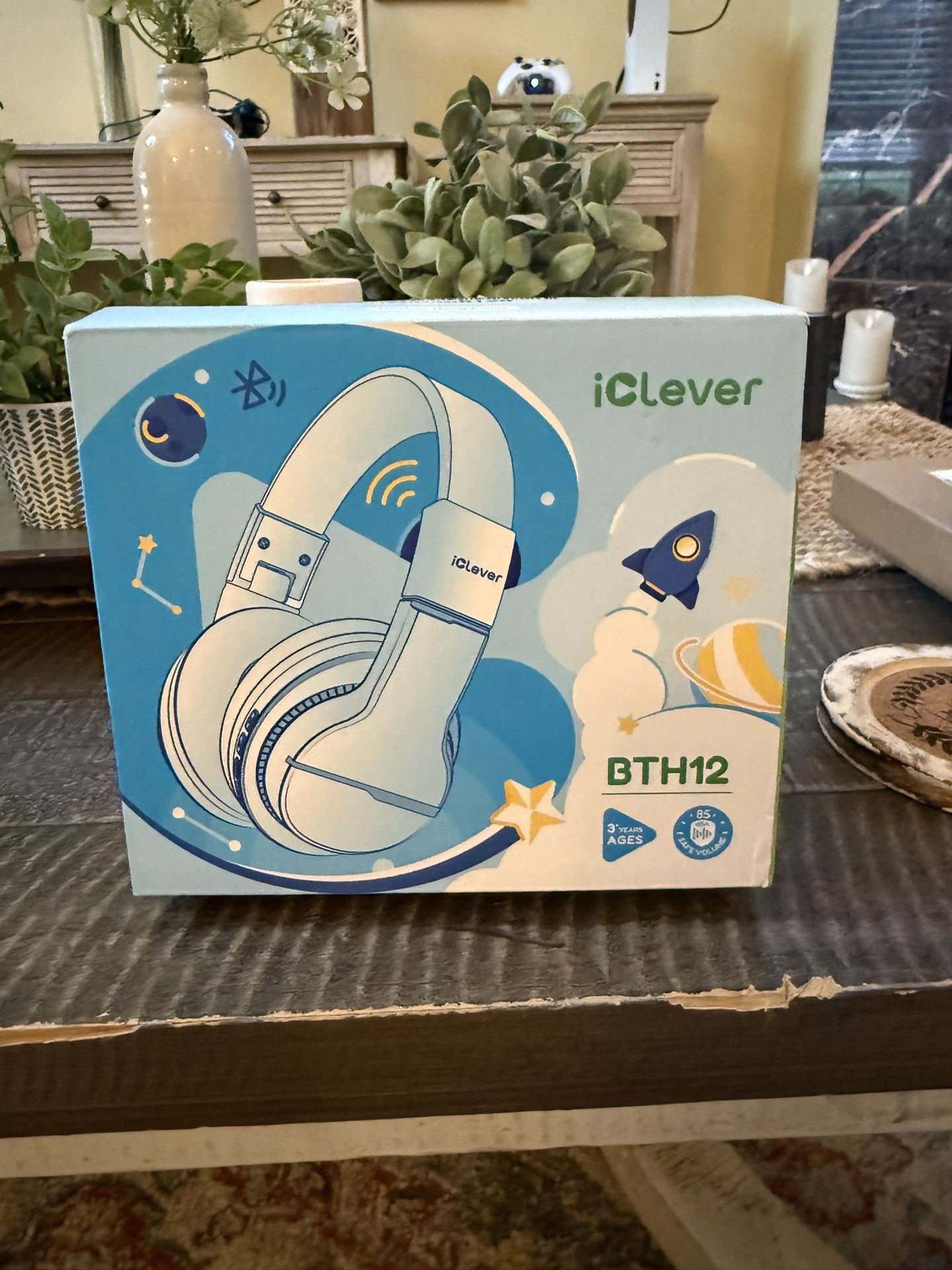 iClever BTH12 Kids Bluetooth Headphones,Colorful LED Lights Wireless Kids Headphones