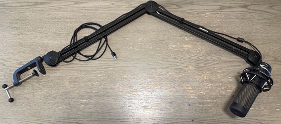 Hyper X Quadcast 2 , With Samson Holder