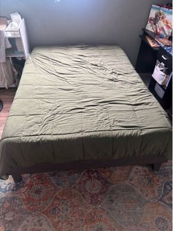 Full size bed