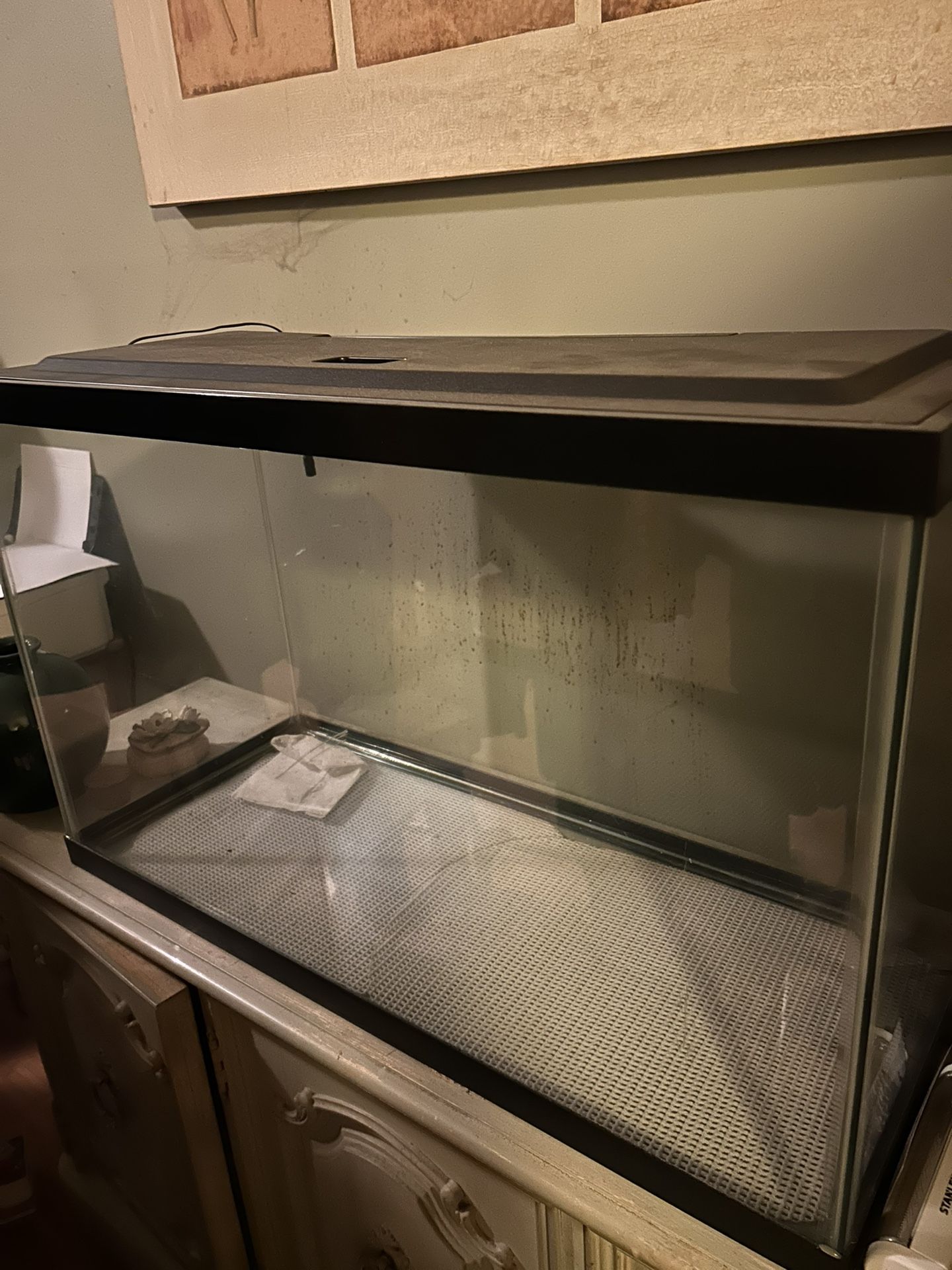 30 Gallon Fish Tank and ALL ACCESSORIES