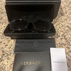 VERSACE SUNGLASSES BIGGIE