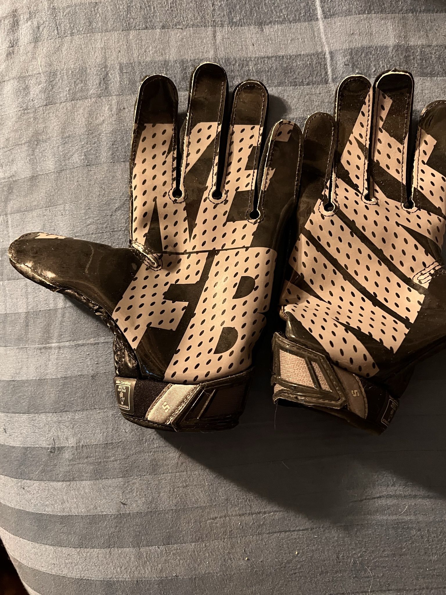 Youth Nike Baseball Gloves