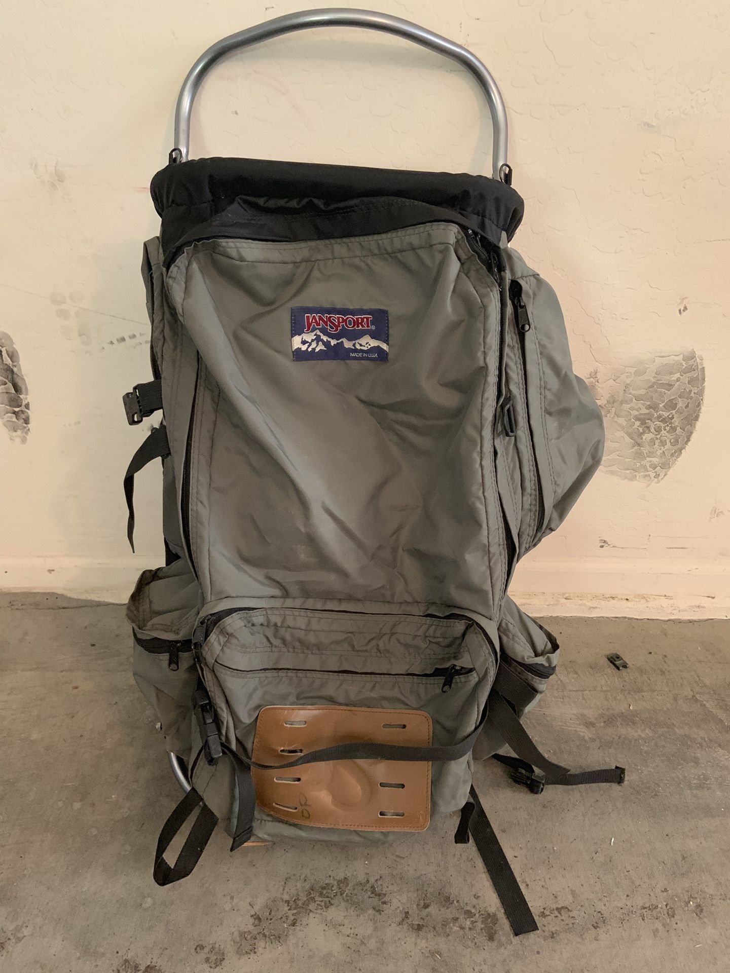 Jansport External Frame Backpack Large for Sale in Tolleson, AZ OfferUp