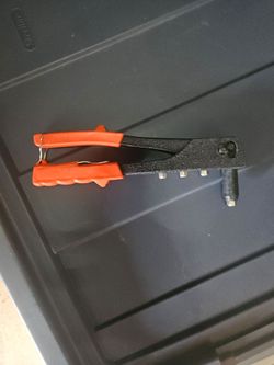 Rivet tool