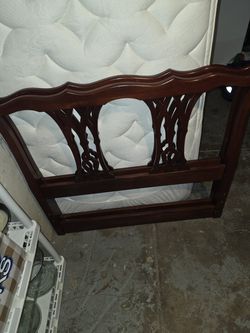 2 Complete Twin Bed Sets