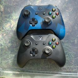 Xbox One Controllers $30 To $40 Each 