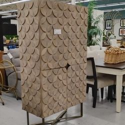 Armoire