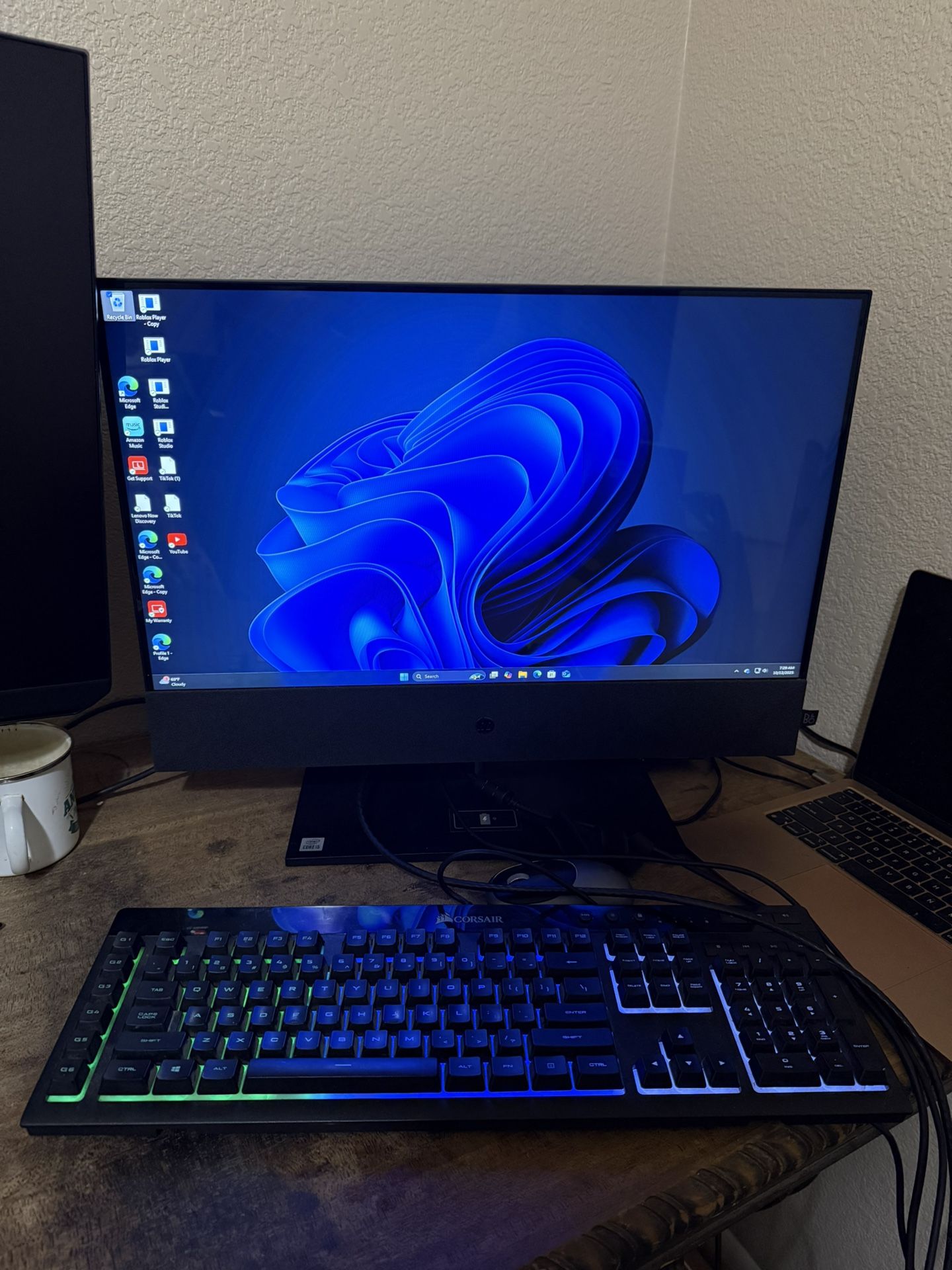Hp 24” All In One Touch Screen 