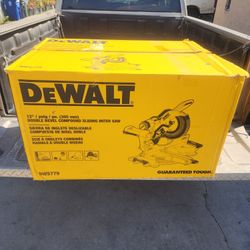 DEWALT
15 Amp Corded 12 in. Double Bevel Sliding Compound Miter Saw, Blade Wrench and Material Clamp