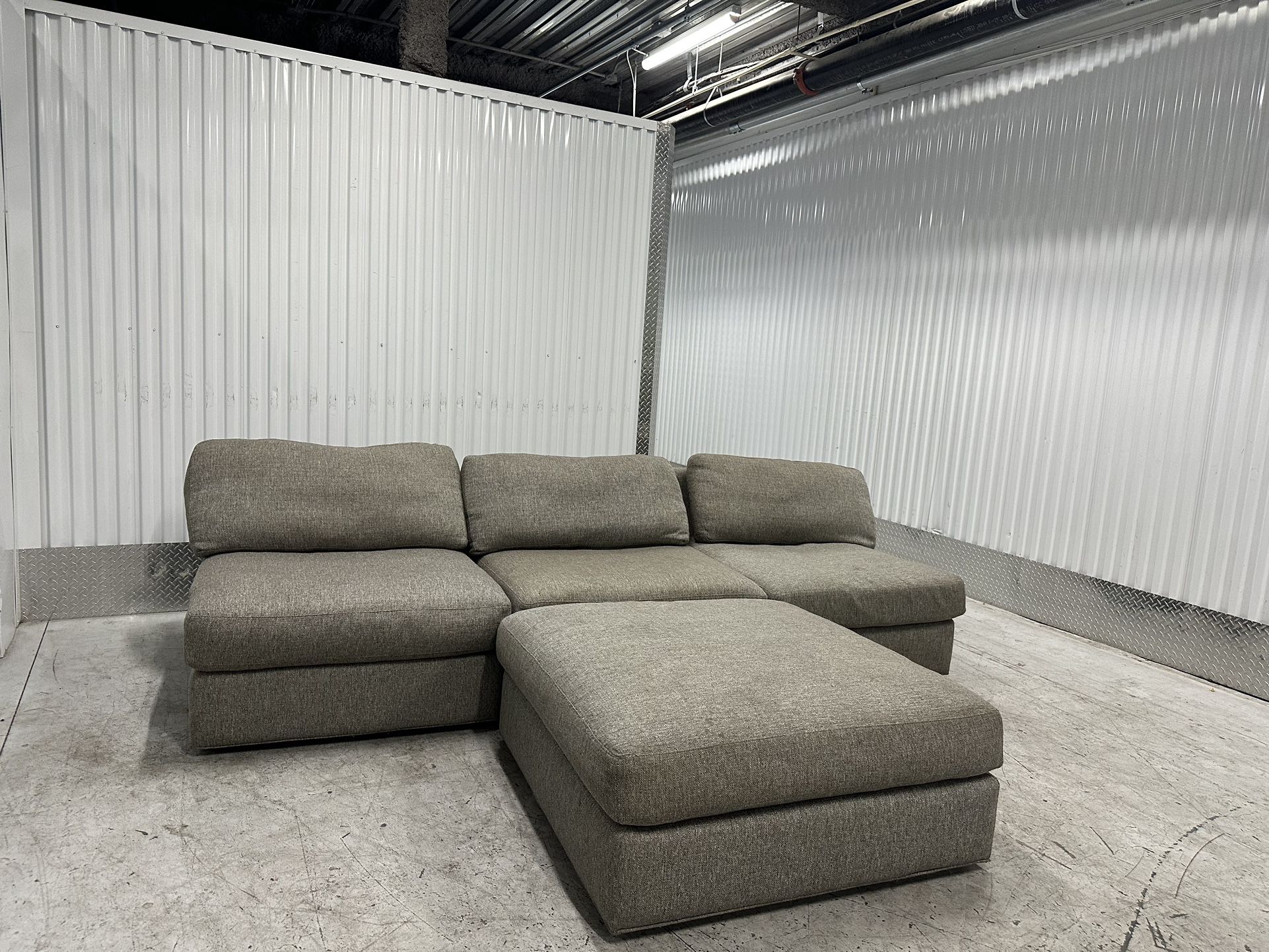Comfy Nice Gray Sofa Couch With Ottoman 🔥🔥🔥