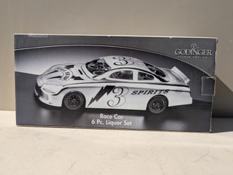 Goldfinger Race Car Liquor Set