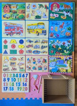 Melissa & Doug Puzzles with Case