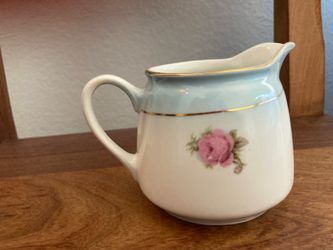 Cream and sugar cups from 1920s