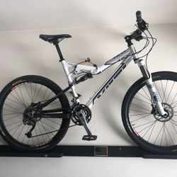 Yeti ASR Medium Mountain bike. Awesome!