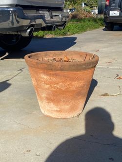 Ceramic Gardening Pot 2ft circumference