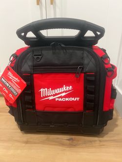 Milwaukee packout tool bag