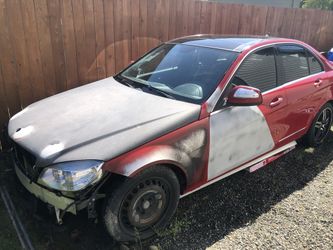 2008 Mercedes C-Class For Parts