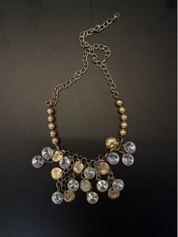 Vintage Gold Tone Metal Bib Drop Charm Pendant Statement Chain Link Necklace 26”