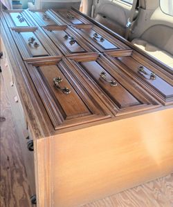 Antique Nine Drawers Dovetail Solid Mahogany Henredon Excellent Condition 69" W X 32 1/2" T X 20" D