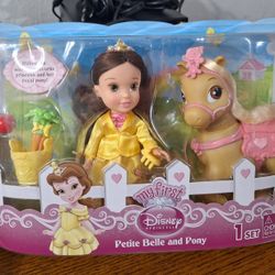 NEW! Toys R Us Exclusive Toy Disney Princess Petite Belle & Pony Playset RARE!!