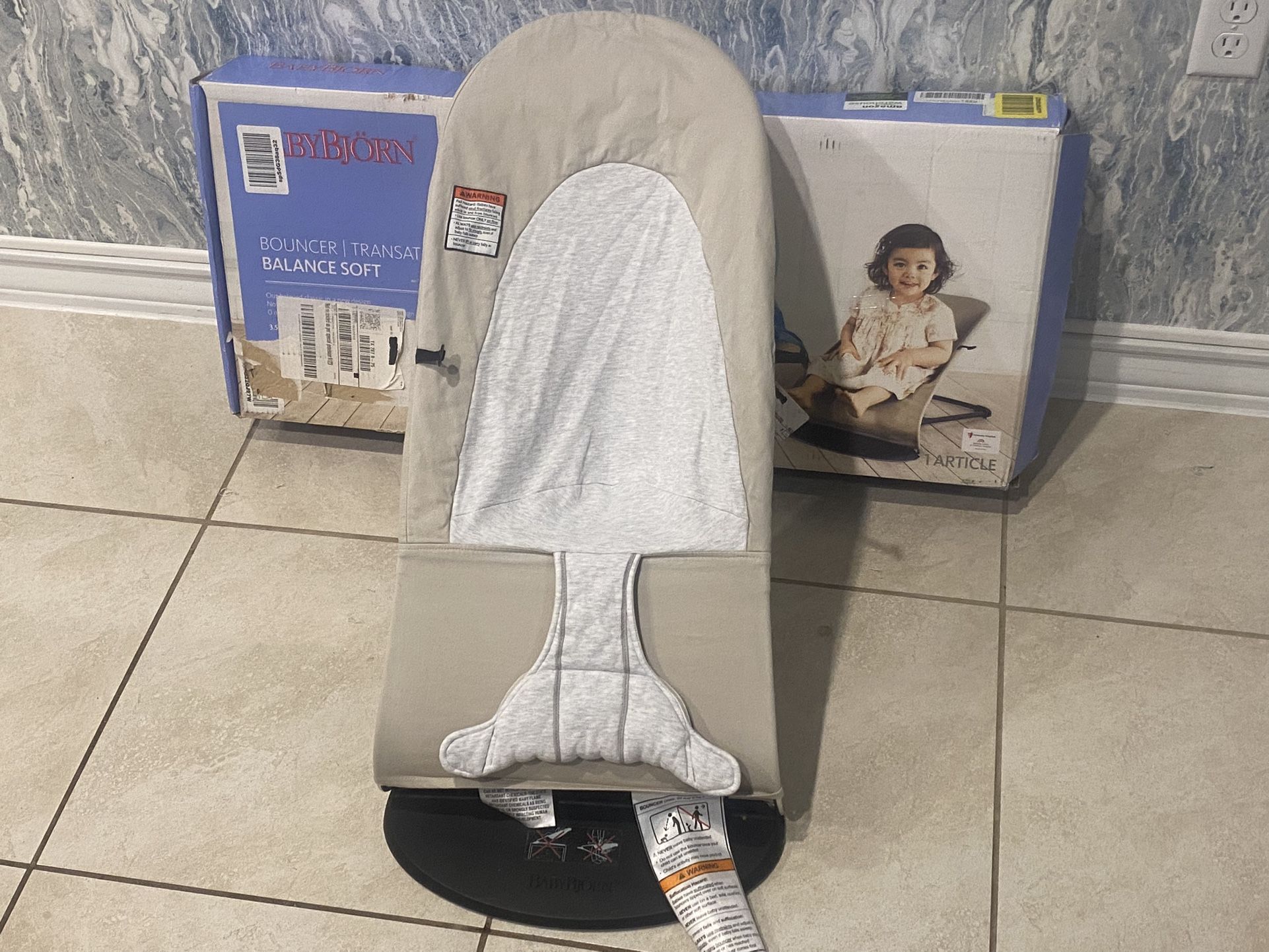 Baby Bjorn Bouncer Seat In Box Great Condition