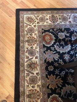 8 x 10 Oriental/Persian Style Rug