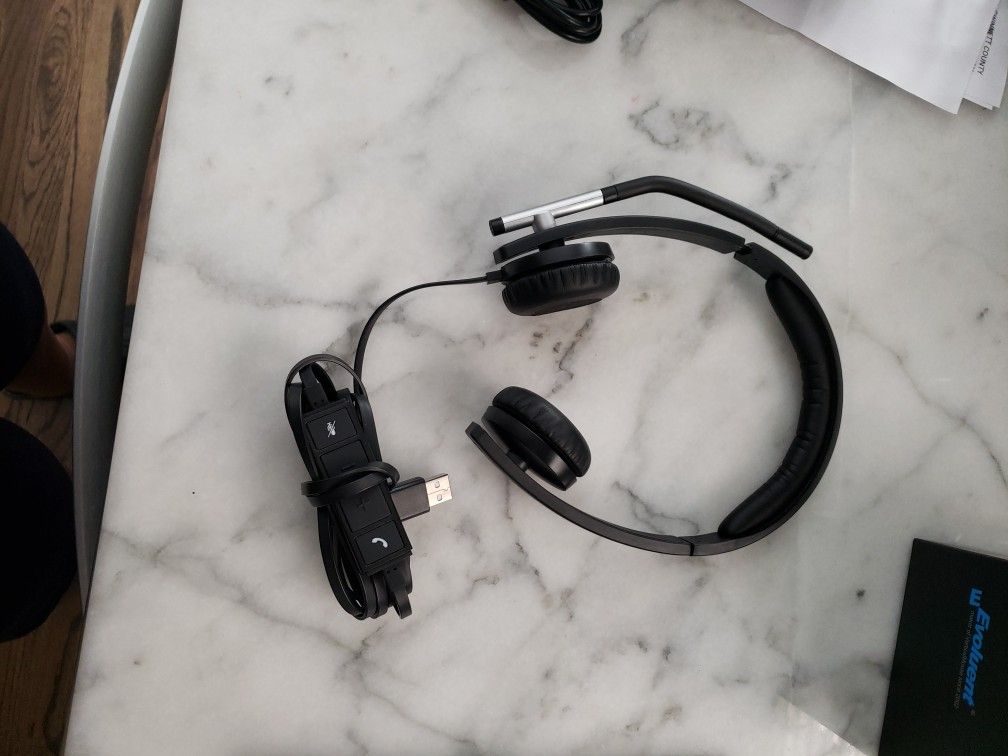 Logitech USB Headset With Carrying Pouch