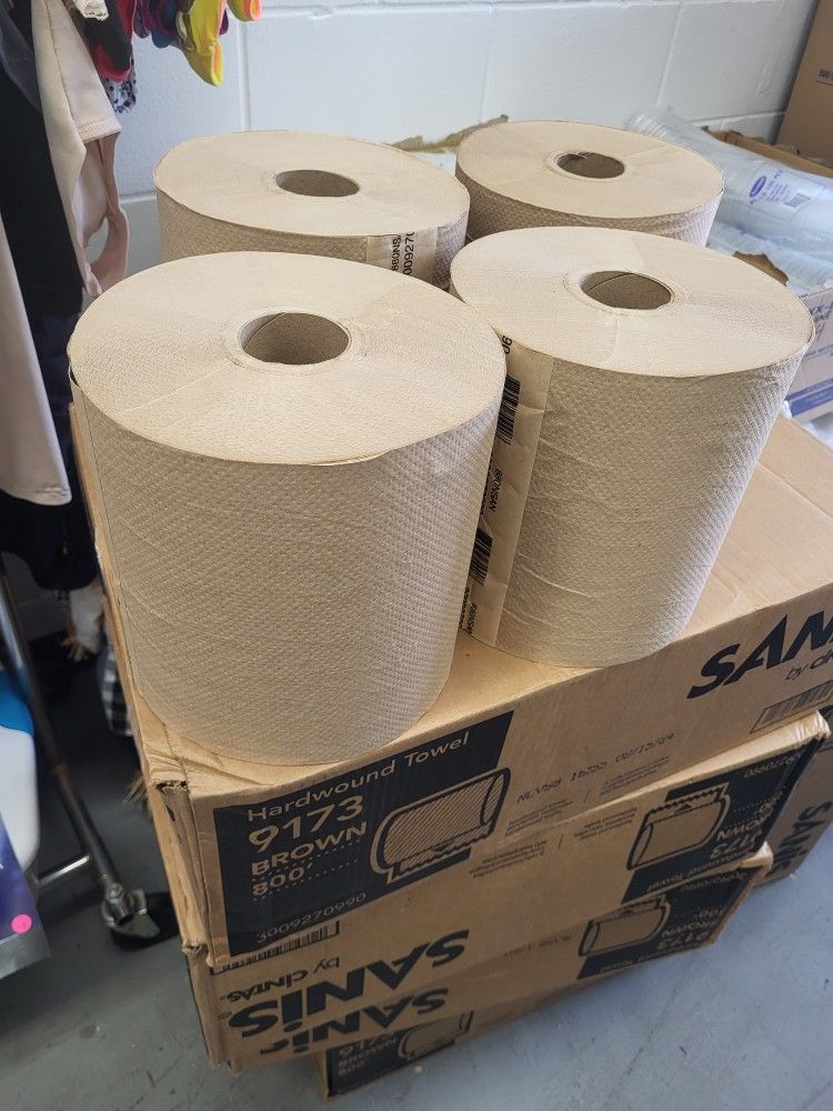 Brown Paper Towls