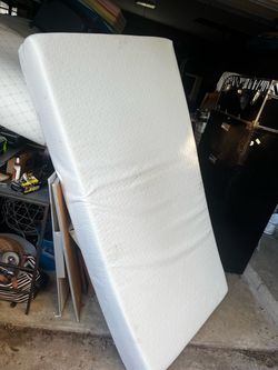 White twin size memory Foam Mattress