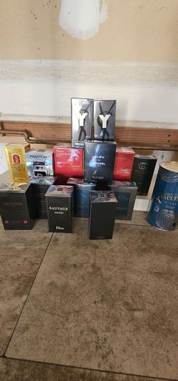 Perfume , Valentino, suavage dior,  versache