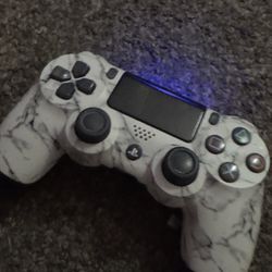 PS4 Controller 