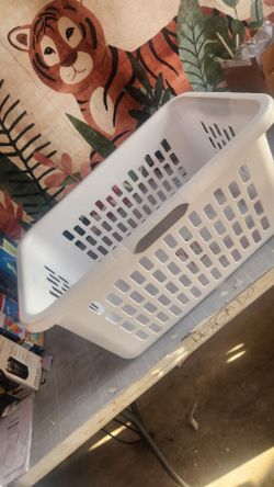 Sterilite Large Plastic 2 Bushel Laundry Basket with 4 Comfort Grip Handles, White