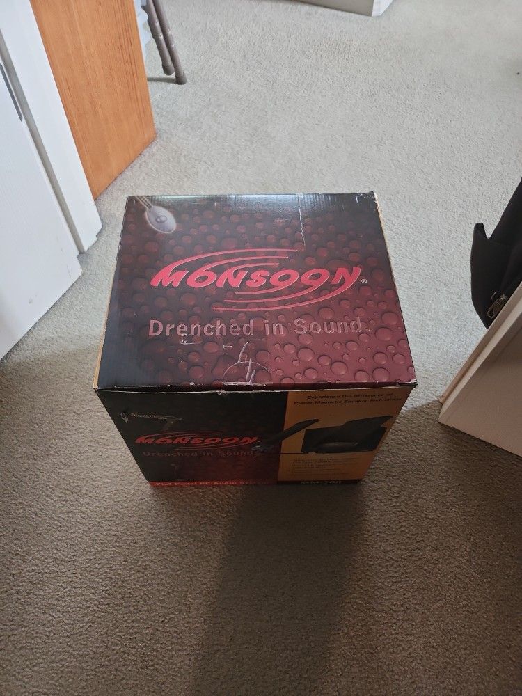 Monsoon MM700 Flat Panel Speaker System